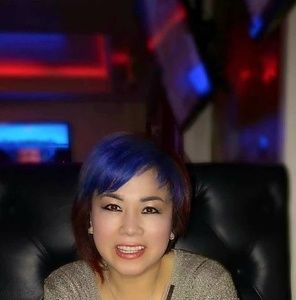 Meet your Posher, Connie